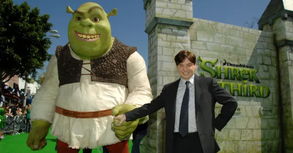 Ang Talagang Naisip ni Mike Myers Tungkol sa Paglalaro ng Shrek