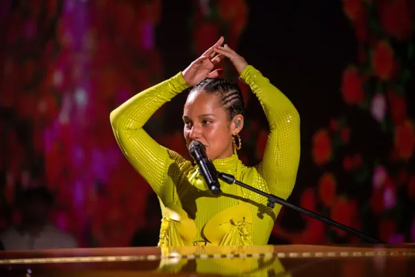 Alicia Keys koncertuoja „Secret Soiree“ „Superblue Majamyje“.